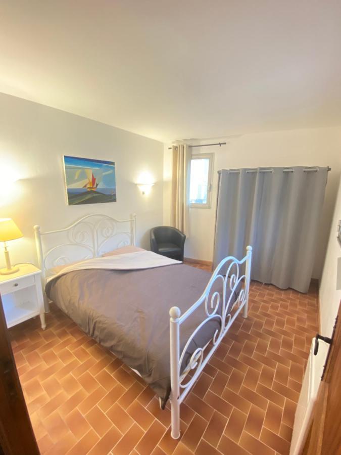 Charmant Appartement Au Coeur Du Village Tourrettes-sur-Loup Luaran gambar