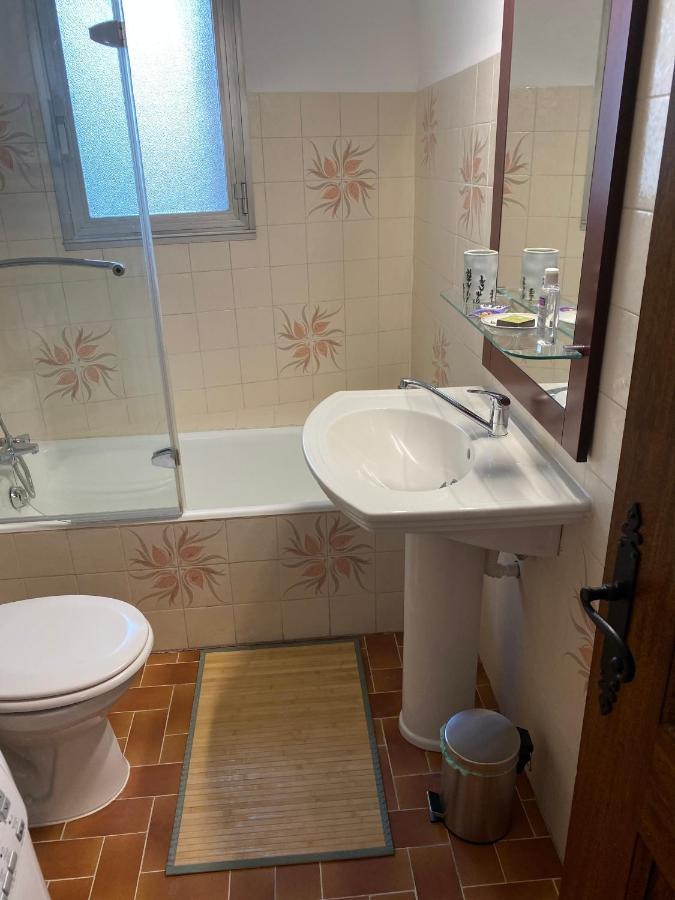 Charmant Appartement Au Coeur Du Village Tourrettes-sur-Loup Luaran gambar